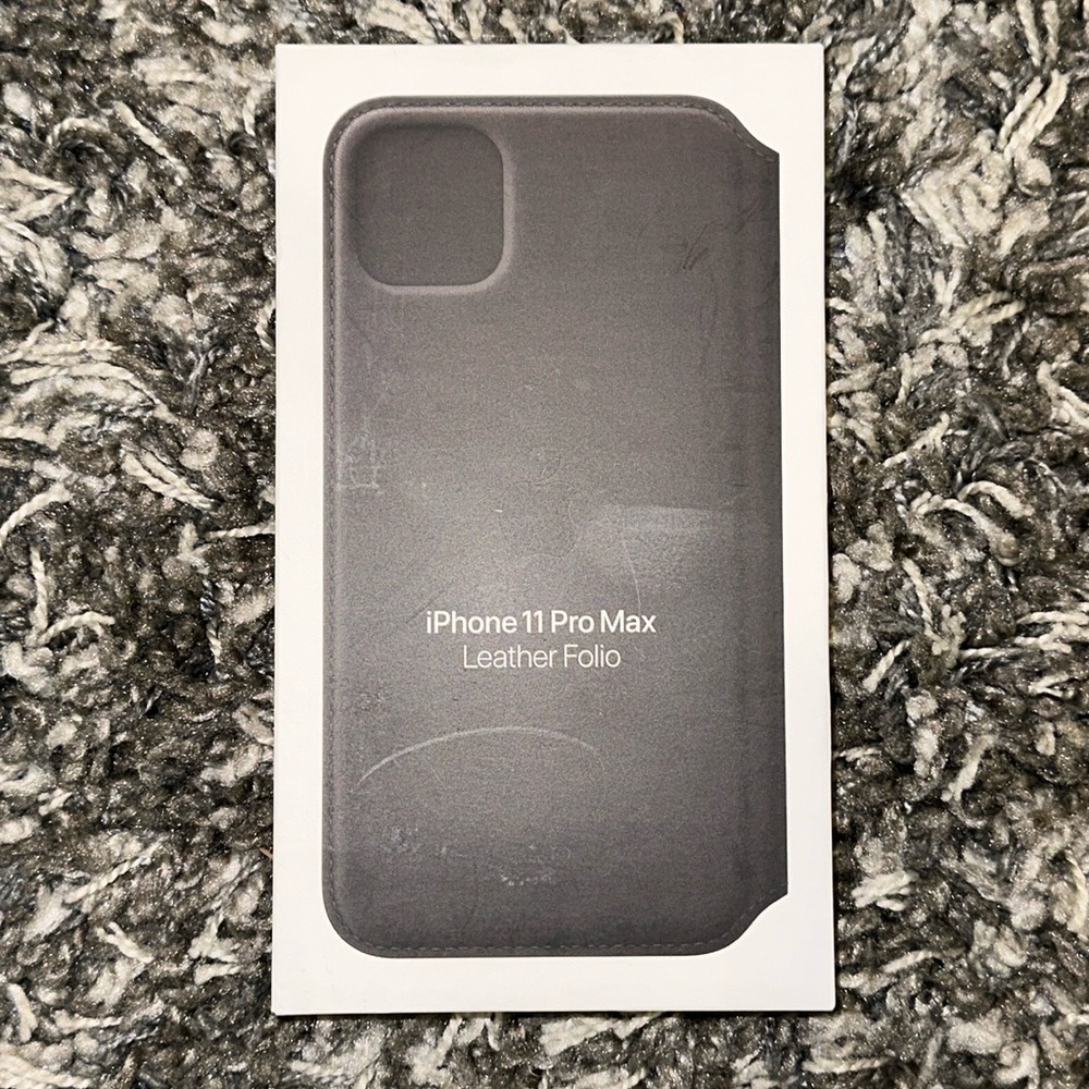 New APPLE IPhone 11 Pro Max Leather Folio Case in Black
